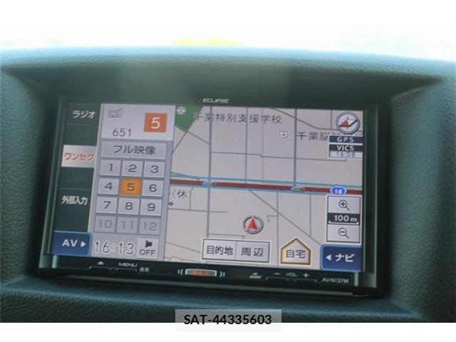 Nissan NV350 Caravan 2015-02 8628226-2