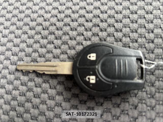 Nissan NV350 Caravan 2021-09 8881379-4