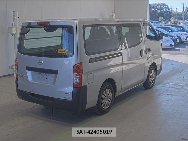 Nissan NV350 Caravan 2015-06 525711-2