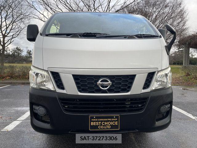 Nissan NV350 Caravan 2017-07 530088-11