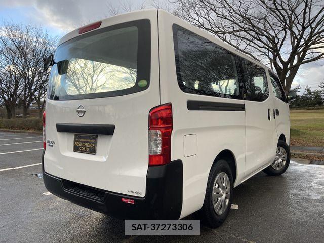 Nissan NV350 Caravan 2017-07 530088-3