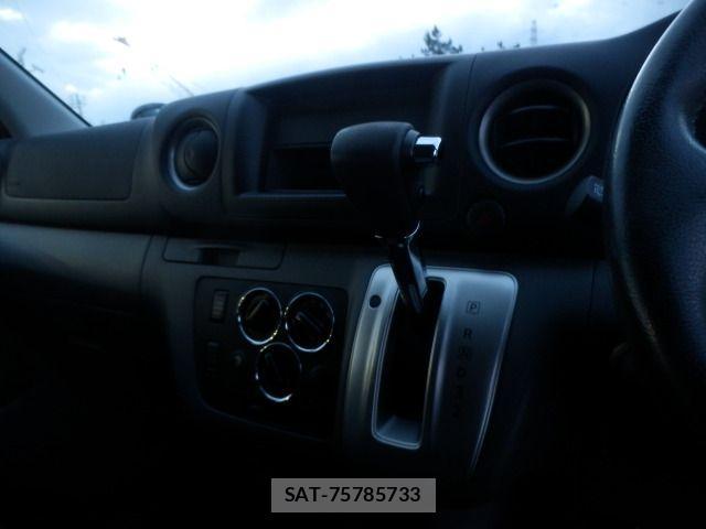 Nissan NV350 Caravan 2014-06 731218-14