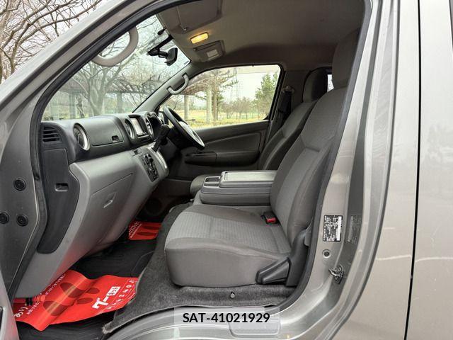 Nissan NV350 Caravan 2015-03 872659-9