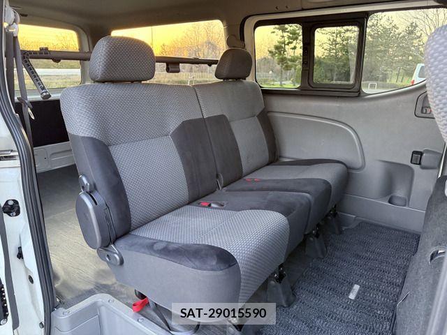 Nissan NV350 Caravan 2013-09 875501-16