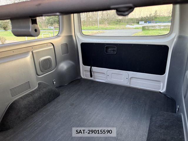 Nissan NV350 Caravan 2013-09 875501-19