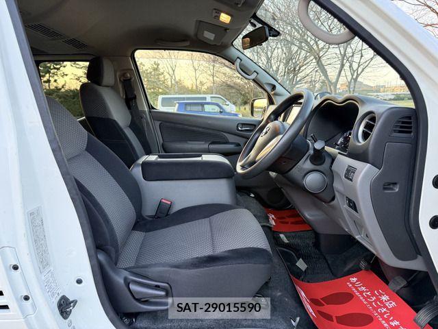 Nissan NV350 Caravan 2013-09 875501-8