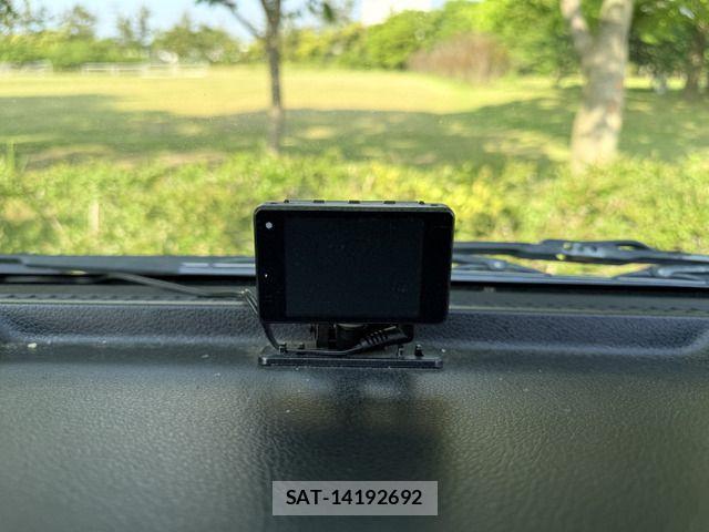 Nissan NV350 Caravan 2014-01 943919-14