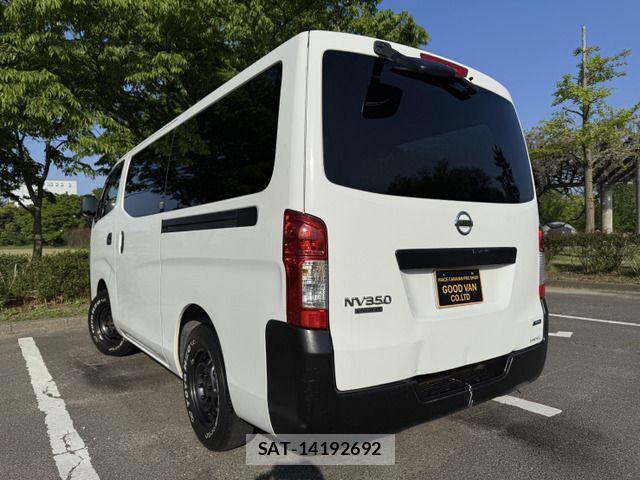 Nissan NV350 Caravan 2014-01 943919-1