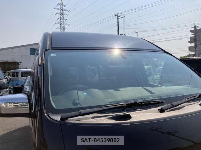 Nissan NV350 Caravan 2014-03 989112-10