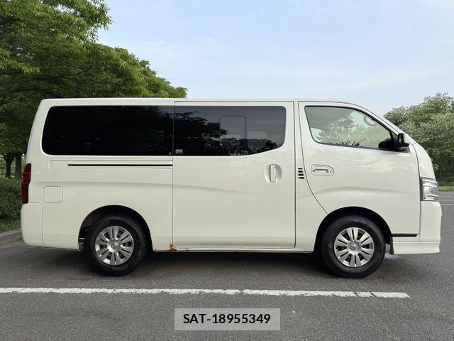 Nissan NV350 Caravan 2013-05 989111-6