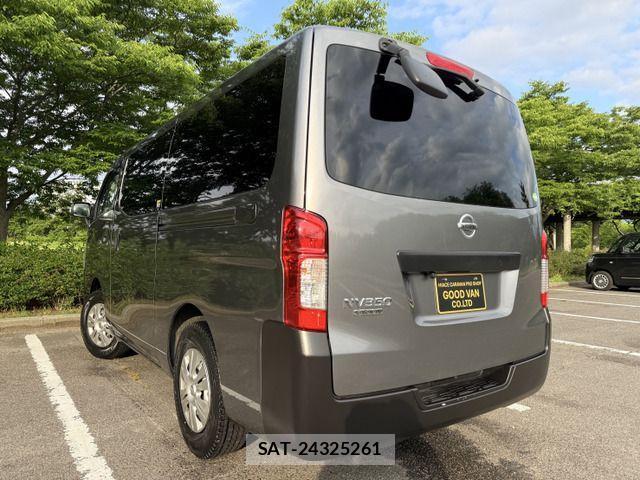 Nissan NV350 Caravan 2019-05 1056234-1
