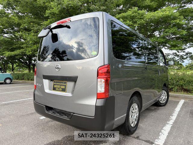 Nissan NV350 Caravan 2019-05 1056234-3