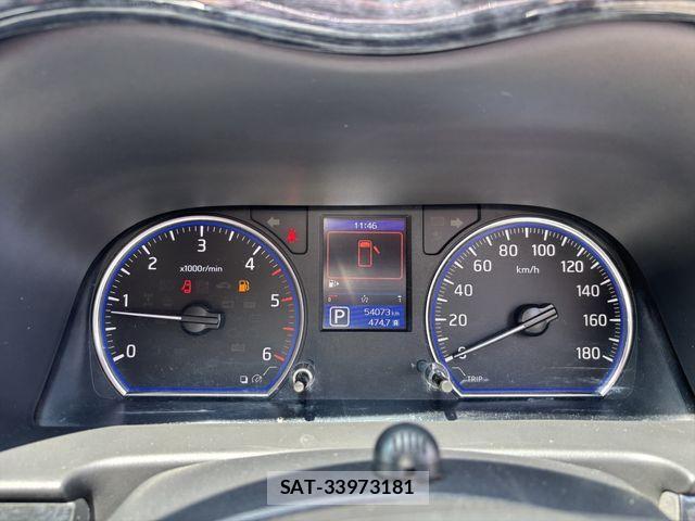 Nissan NV350 Caravan 2014-09 1073621-9