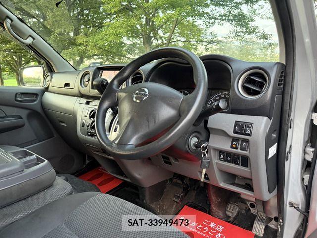 Nissan NV350 Caravan 2018-03 1258530-10