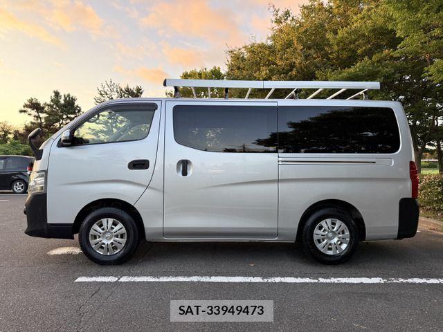 Nissan NV350 Caravan 2018-03 1258530-7