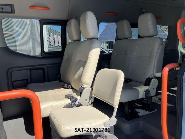 Nissan NV350 Caravan 2019-07 1293087-16