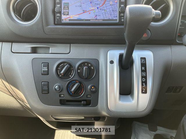 Nissan NV350 Caravan 2019-07 1293087-27