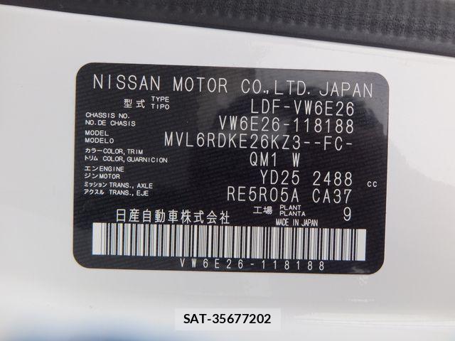 Nissan NV350 Caravan 2021-08 1328495-29