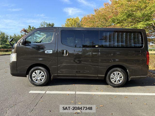 Nissan NV350 Caravan 2014-12 1392807-7
