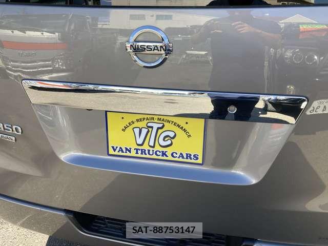 Nissan NV350 Caravan 2015-11 1405299-17