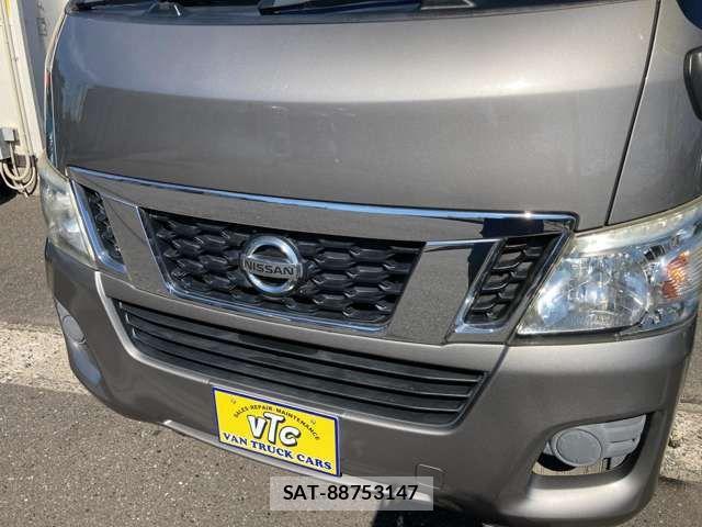 Nissan NV350 Caravan 2015-11 1405299-4