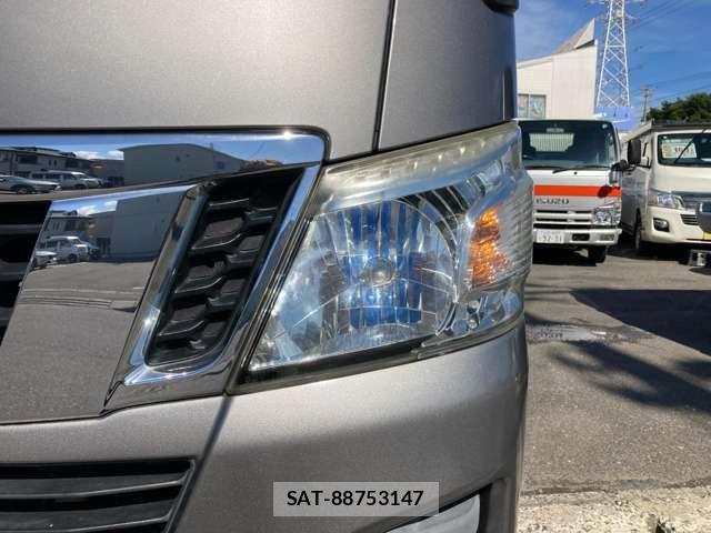 Nissan NV350 Caravan 2015-11 1405299-8