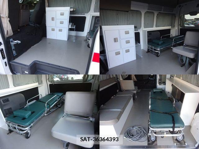 Nissan NV350 Caravan 2017-08 1474055-12