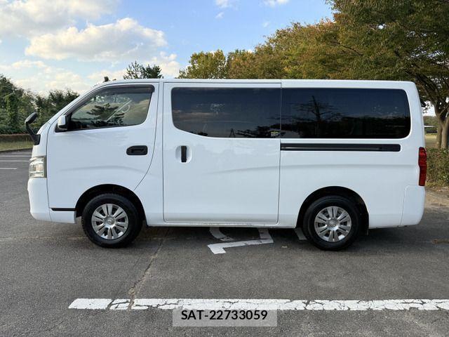 Nissan NV350 Caravan 2014-12 1586868-7