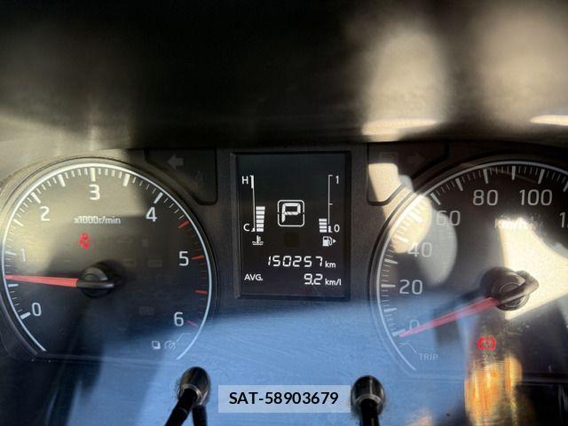Nissan NV350 Caravan 2014-11 1662821-12