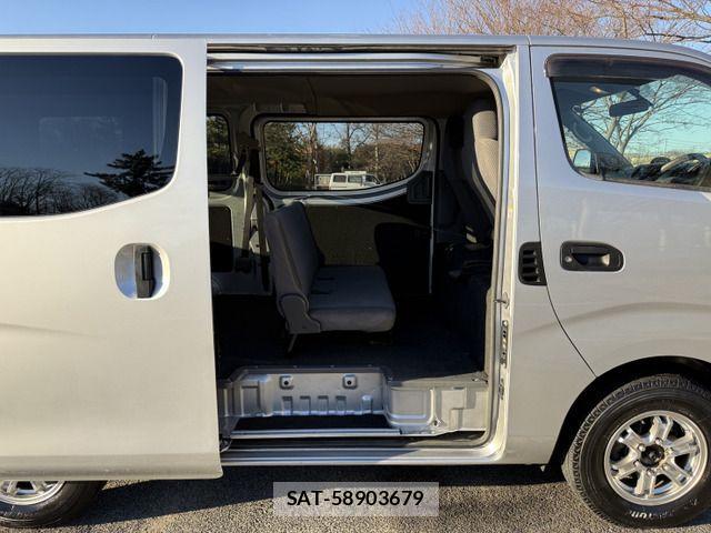 Nissan NV350 Caravan 2014-11 1662821-14