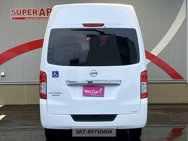 Nissan NV350 Caravan 2018-01 2213393-7