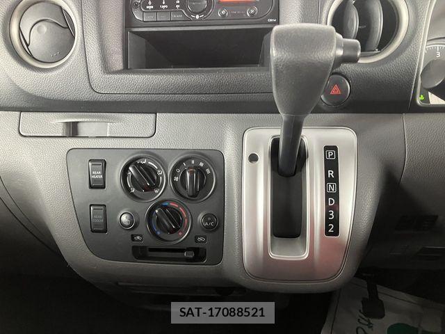 Nissan NV350 Caravan 2019-07 2213403-24
