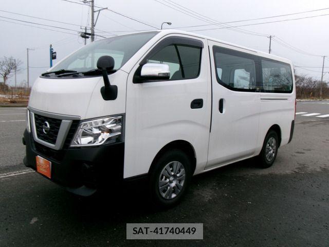 Nissan NV350 Caravan 2018-10 2352073-3