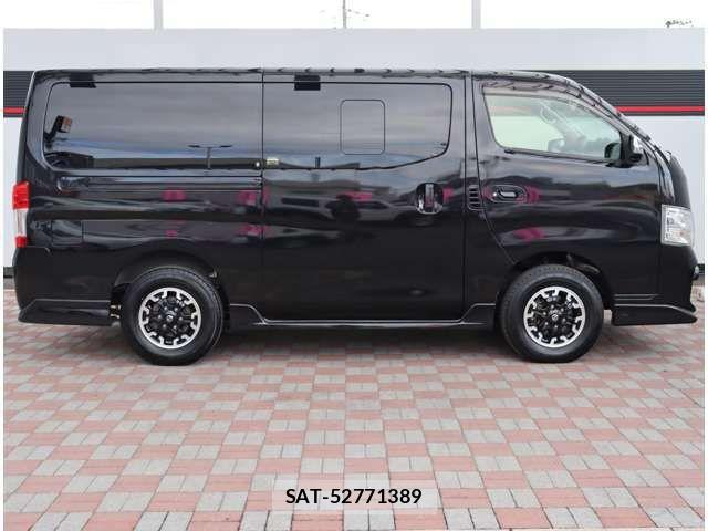 Nissan NV350 Caravan 2020-07 3382367-4