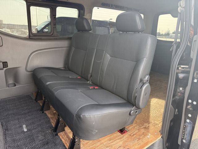Nissan NV350 Caravan 2013-08 3679050-17