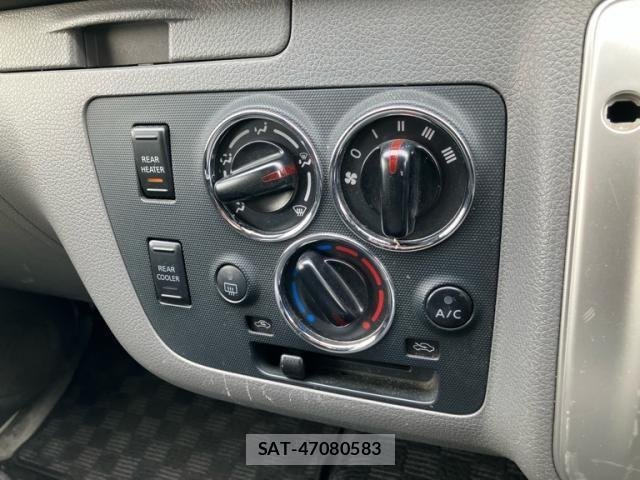 Nissan NV350 Caravan 2013-12 4328671-12
