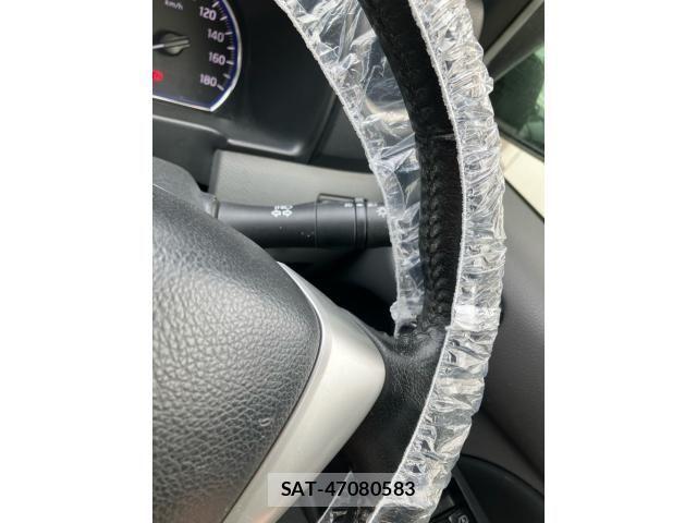 Nissan NV350 Caravan 2013-12 4328671-14