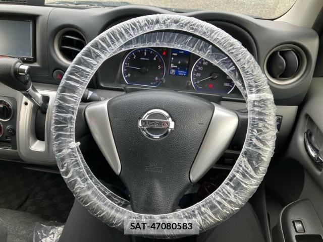 Nissan NV350 Caravan 2013-12 4328671-16