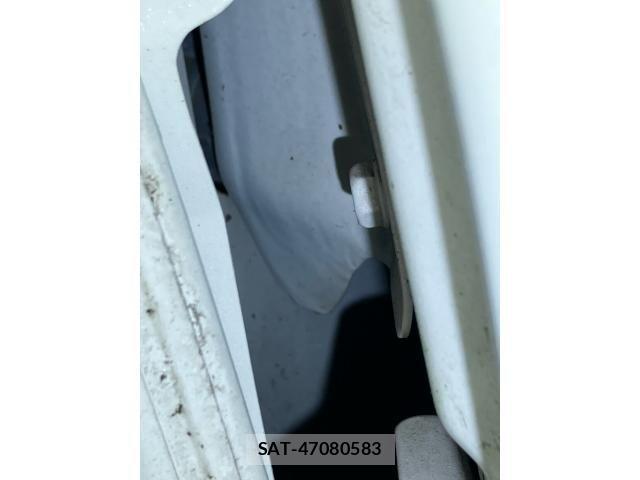 Nissan NV350 Caravan 2013-12 4328671-21