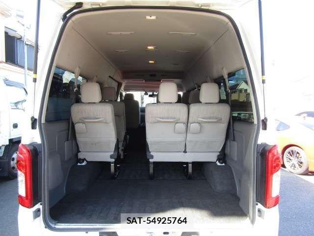 Nissan NV350 Caravan 2021-03 4328663-9