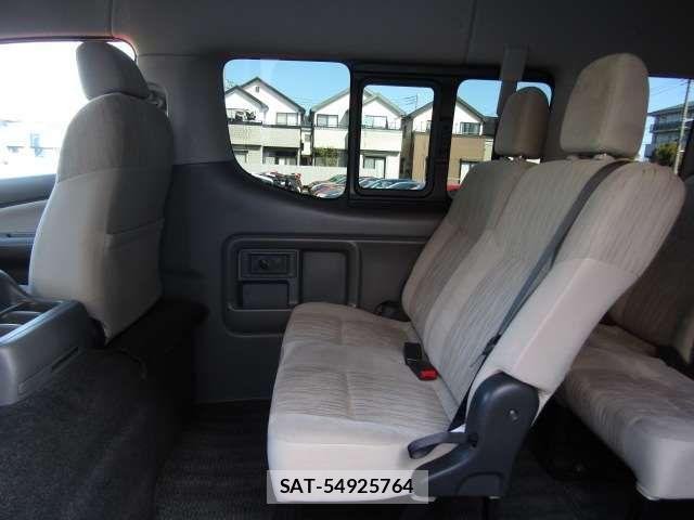 Nissan NV350 Caravan 2021-03 4328663-5