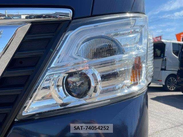 Nissan NV350 Caravan 2017-06 4640260-21