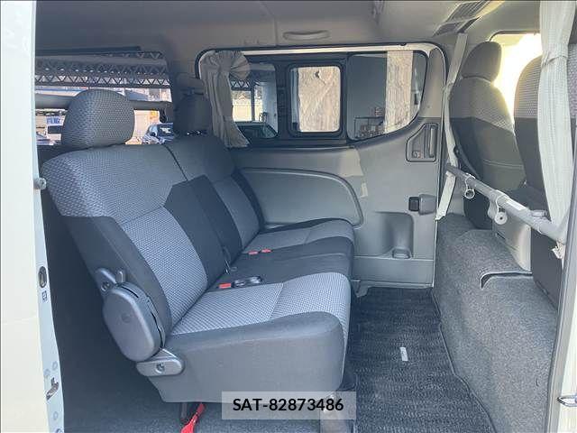 Nissan NV350 Caravan 2017-05 5874769-11