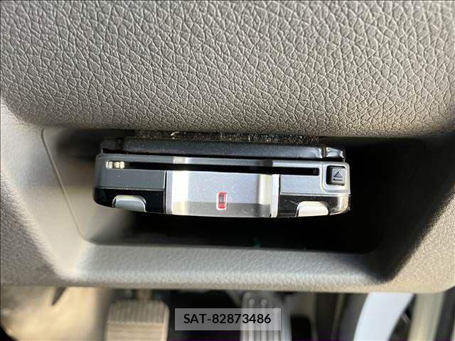 Nissan NV350 Caravan 2017-05 5874769-6