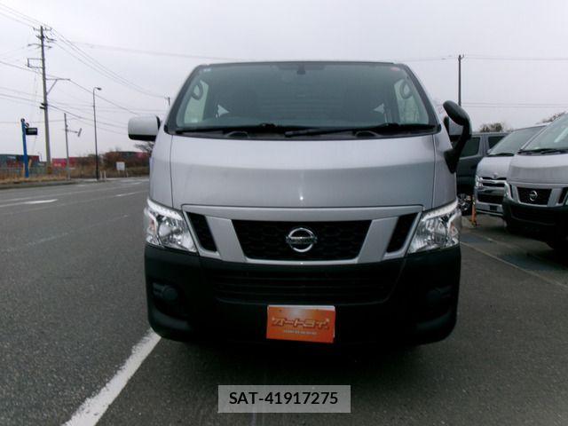 Nissan NV350 Caravan 2016-03 5874774-2