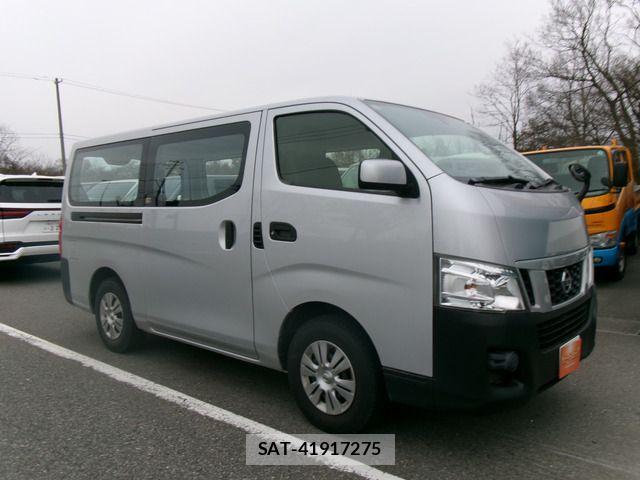 Nissan NV350 Caravan 2016-03 5874774-4