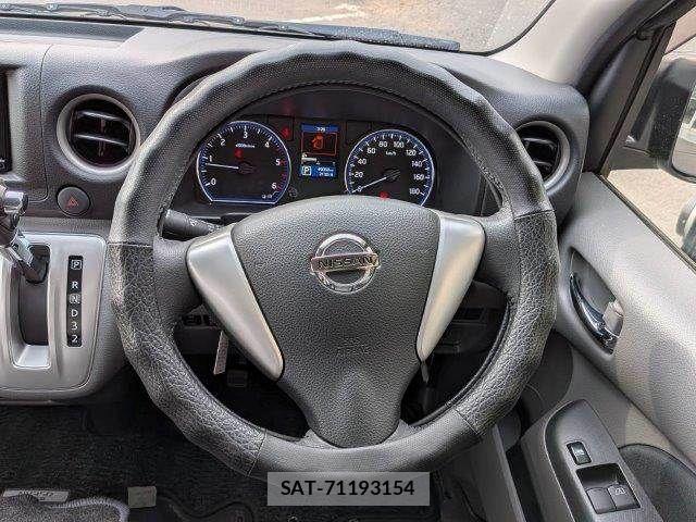 Nissan NV350 Caravan 2017-03 5874771-9