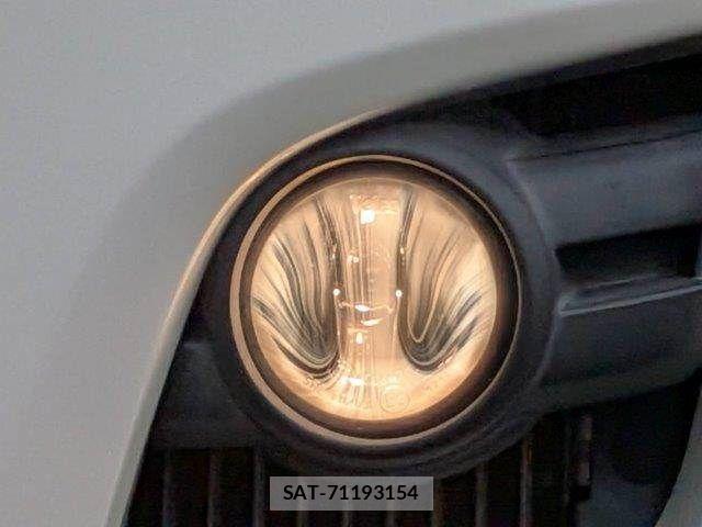 Nissan NV350 Caravan 2017-03 5874771-11