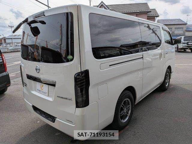Nissan NV350 Caravan 2017-03 5874771-16