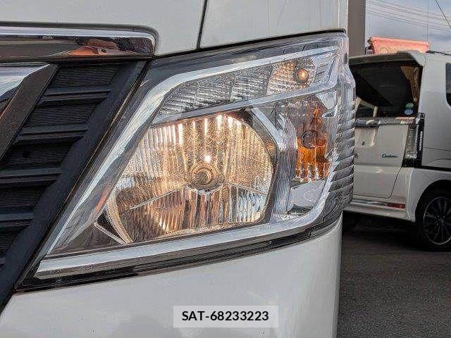 Nissan NV350 Caravan 2018-10 6015370-10